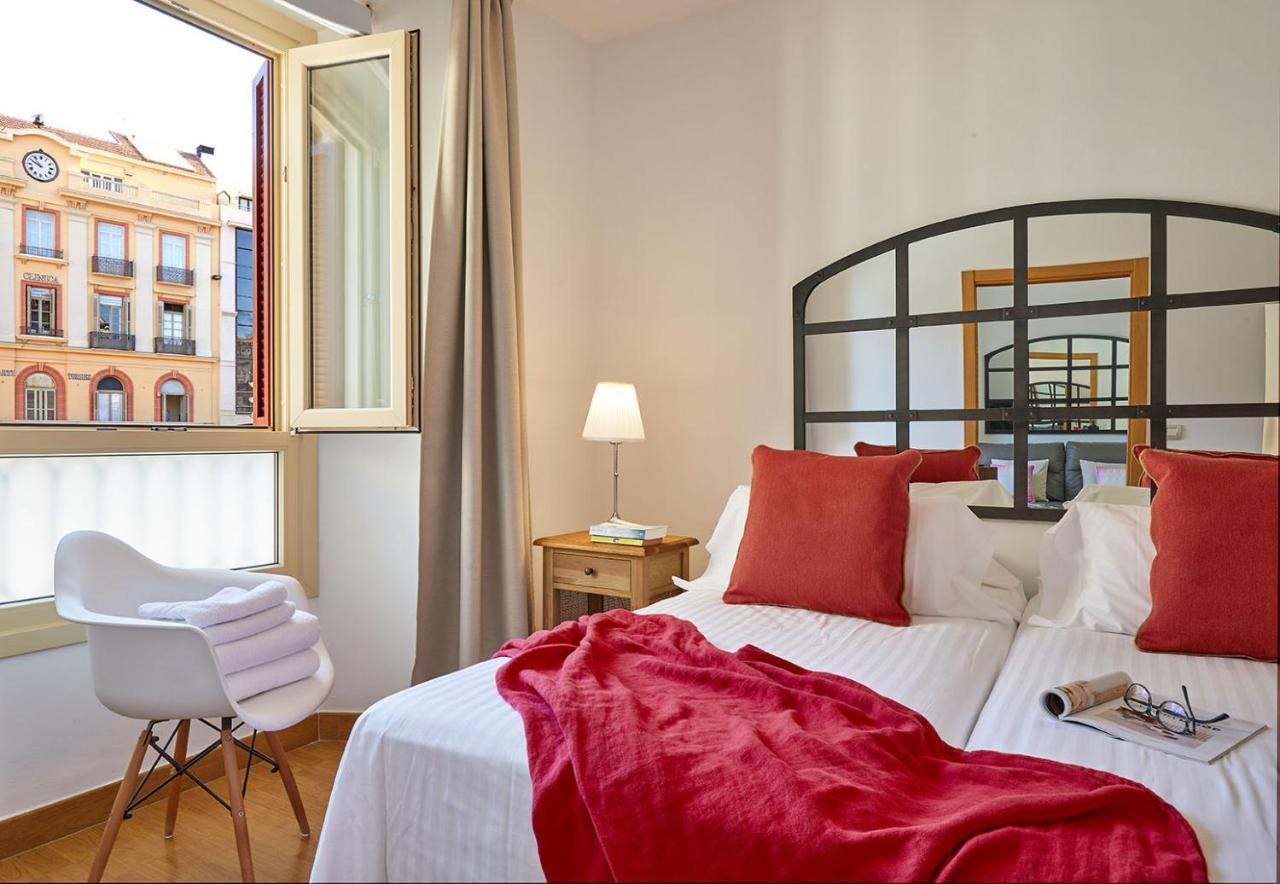 Lodgingmalaga Plaza Constitucion Екстер'єр фото
