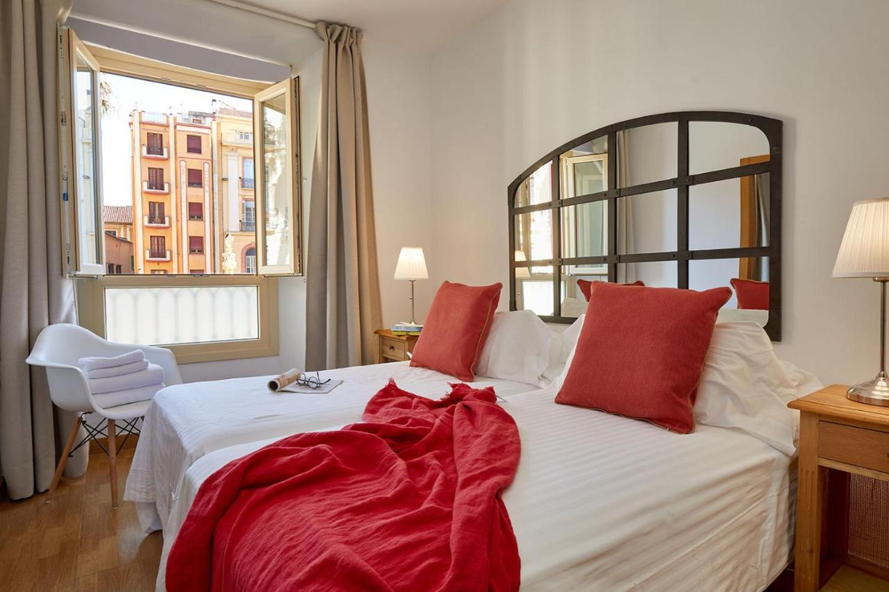 Lodgingmalaga Plaza Constitucion Екстер'єр фото