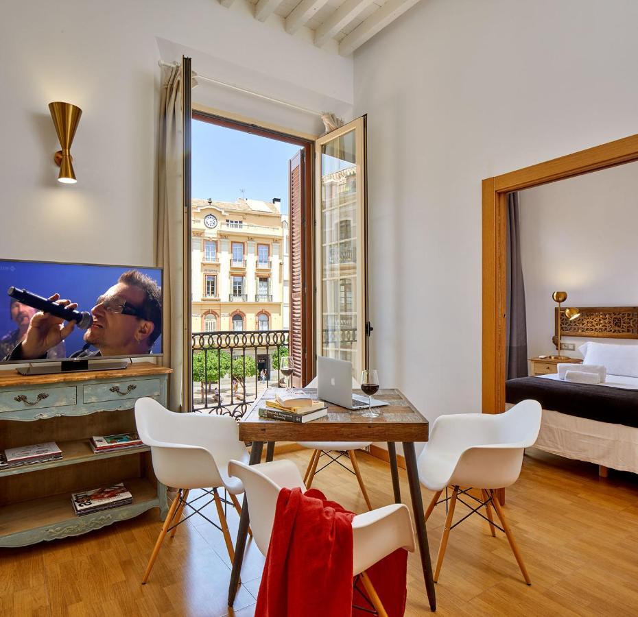 Lodgingmalaga Plaza Constitucion Екстер'єр фото
